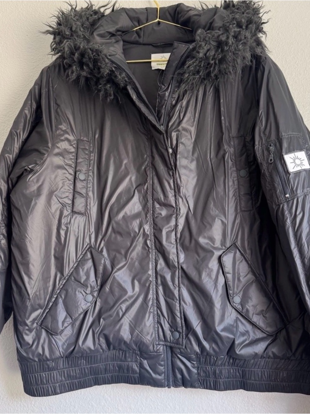 NEW! Offline by Aerie Women's Puffer Jacket Black Faux Fur Hooded Puff Coat